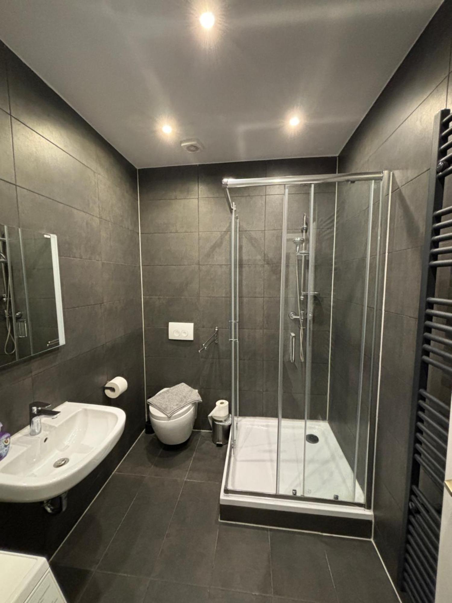 Harmony - 4 Schlafzimmer 2 Baeder Ganzes Apartement مينينجن المظهر الخارجي الصورة